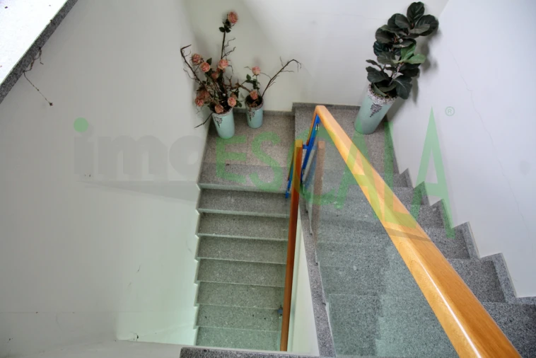 Armazém para Venda em Salvaterra de Magos e Foros de Salvaterra Foto 17