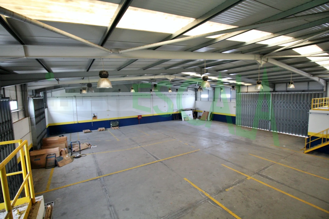 Armazém para Venda em Salvaterra de Magos e Foros de Salvaterra Foto 29