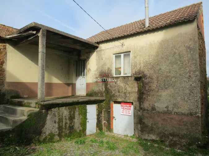 Moradia T2 para Venda em Sameice e Santa Eulália