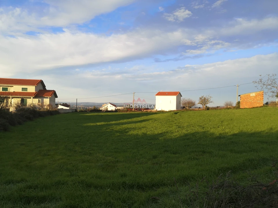 Terreno para Venda em Seia, São Romão e Lapa dos Dinheiros Foto 3