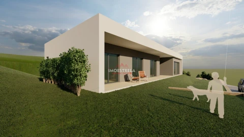 Moradia T3 para Venda em Seia, São Romão e Lapa dos Dinheiros