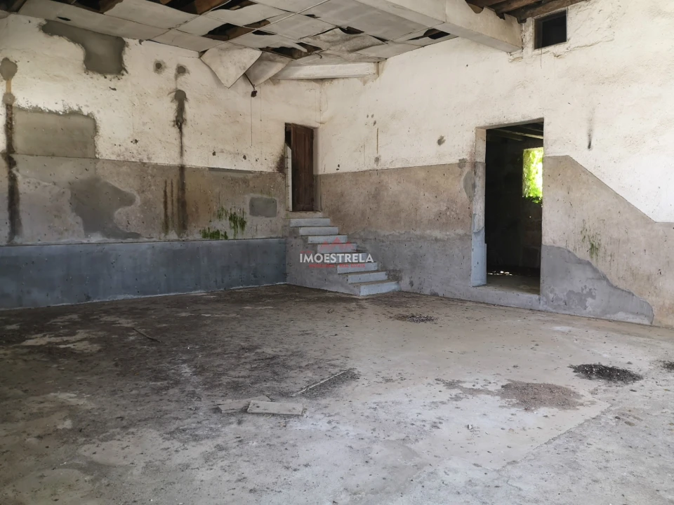 Armazém para Venda em Tourais e Lajes Foto 6