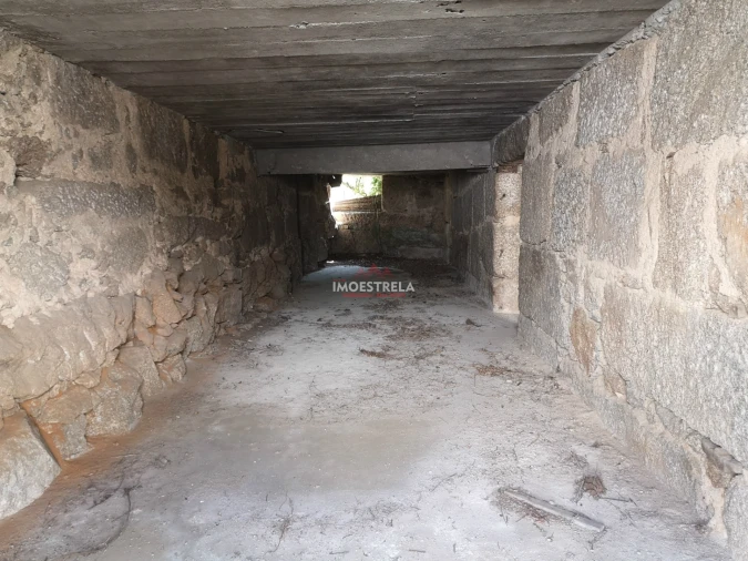 Armazém para Venda em Tourais e Lajes Foto 11