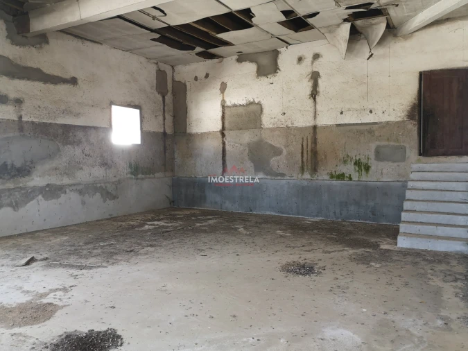 Armazém para Venda em Tourais e Lajes Foto 7