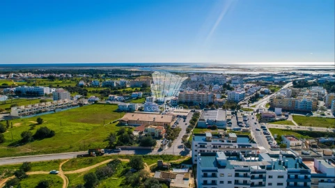 Apartamento T3 para Venda em Quelfes