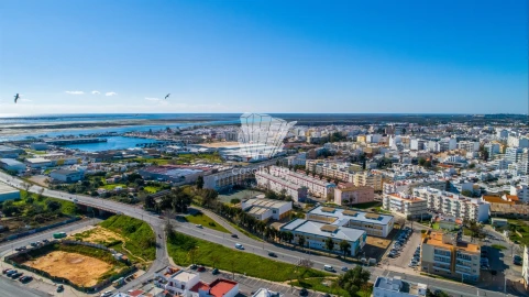 Apartamento T3 para Venda em Quelfes