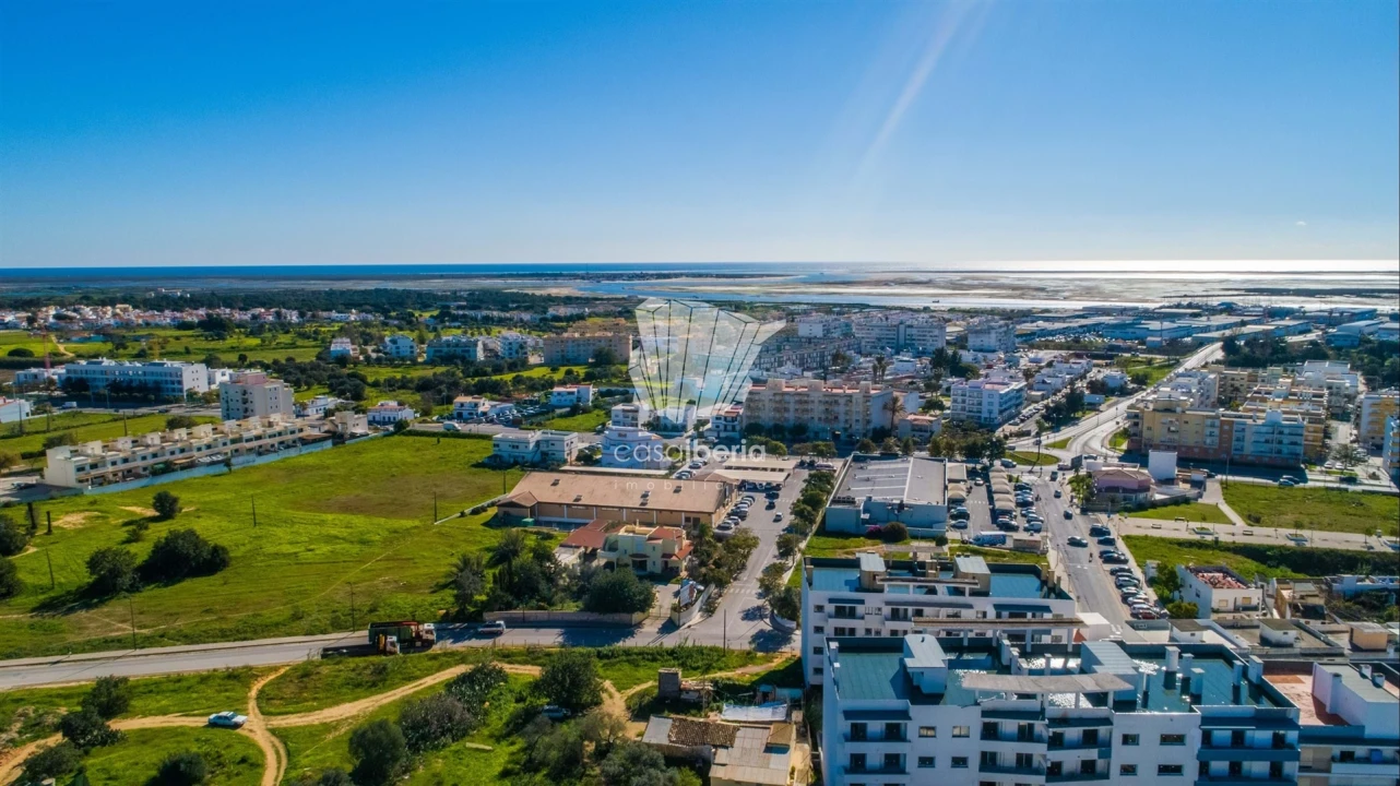 Apartamento T3 para Venda em Quelfes Foto 16