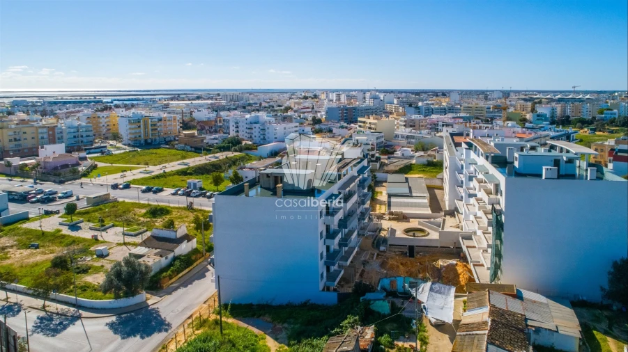 Apartamento T3 para Venda em Quelfes Foto 19