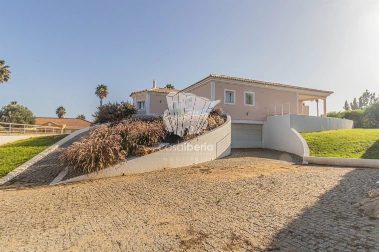 Moradia T3 para Venda em Odiaxere Foto 26