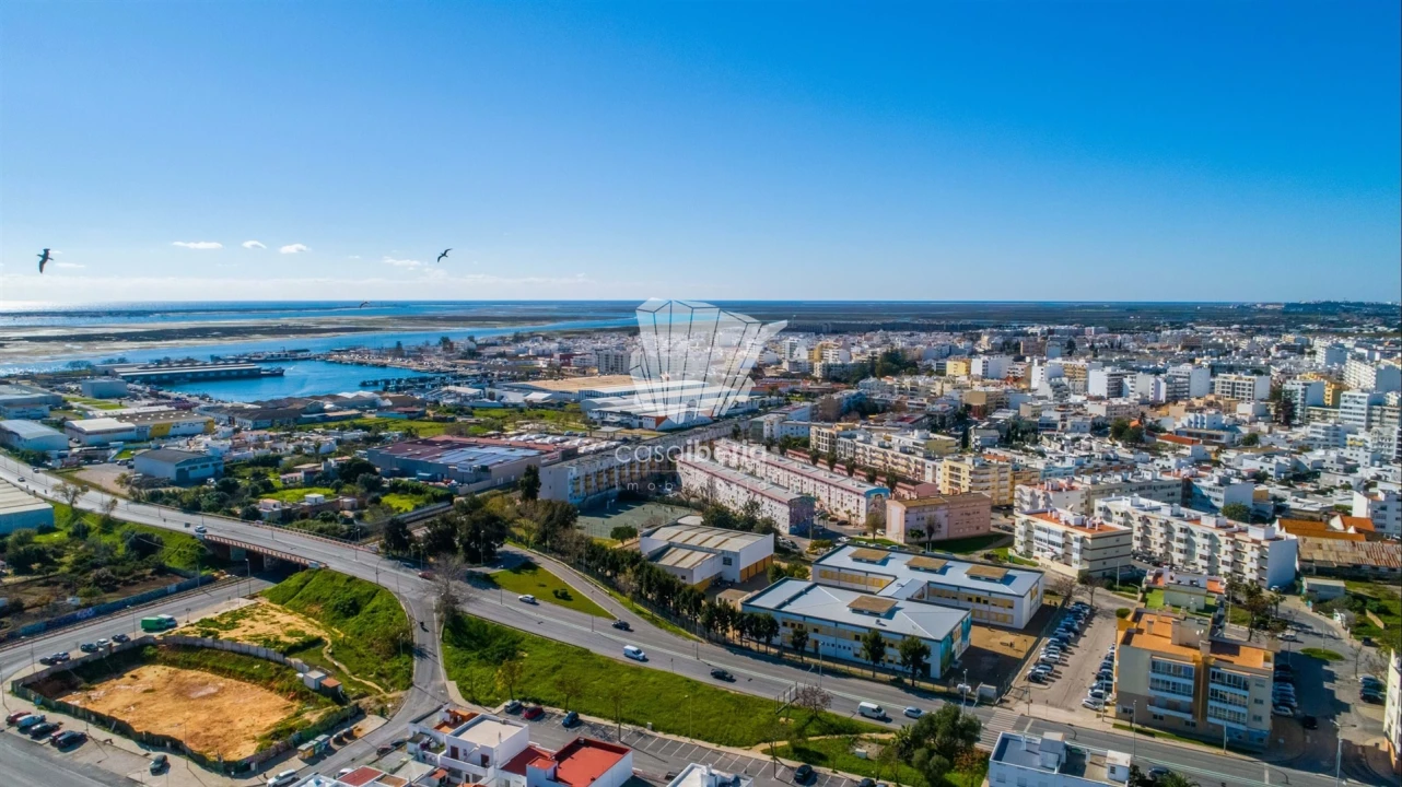 Apartamento T3 para Venda em Quelfes Foto 21