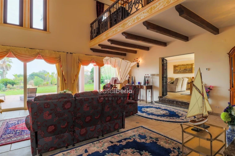 Moradia T5 para Venda em Odiaxere Foto 37