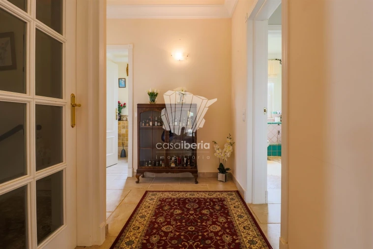 Moradia T5 para Venda em Odiaxere Foto 20