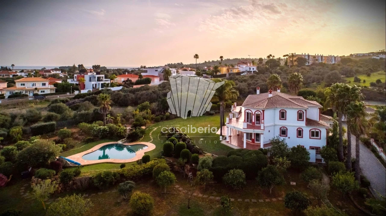 Moradia T5 para Venda em Odiaxere Foto 54