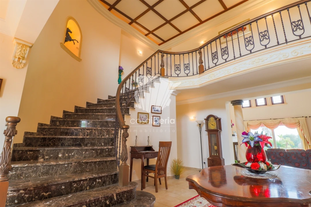 Moradia T5 para Venda em Odiaxere Foto 31