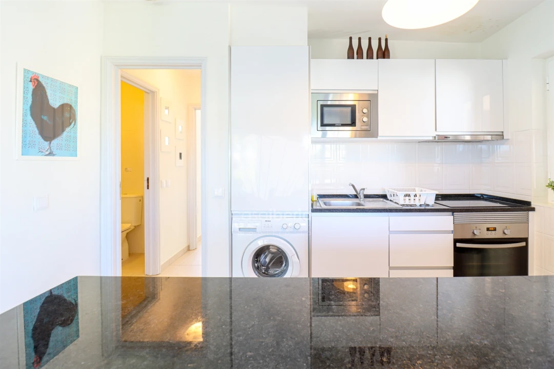 Apartamento T2 para Venda em Quarteira Foto 15