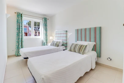 Apartamento T2 para Venda em Quarteira