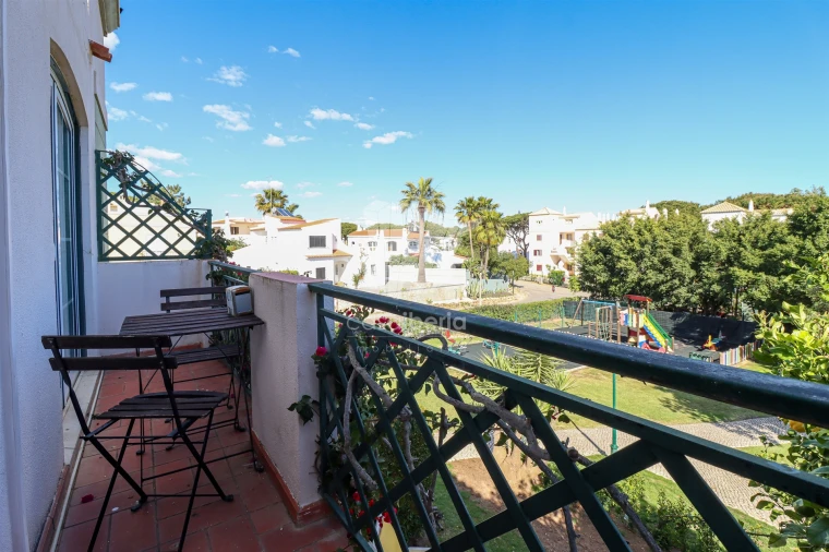 Apartamento T2 para Venda em Quarteira Foto 6