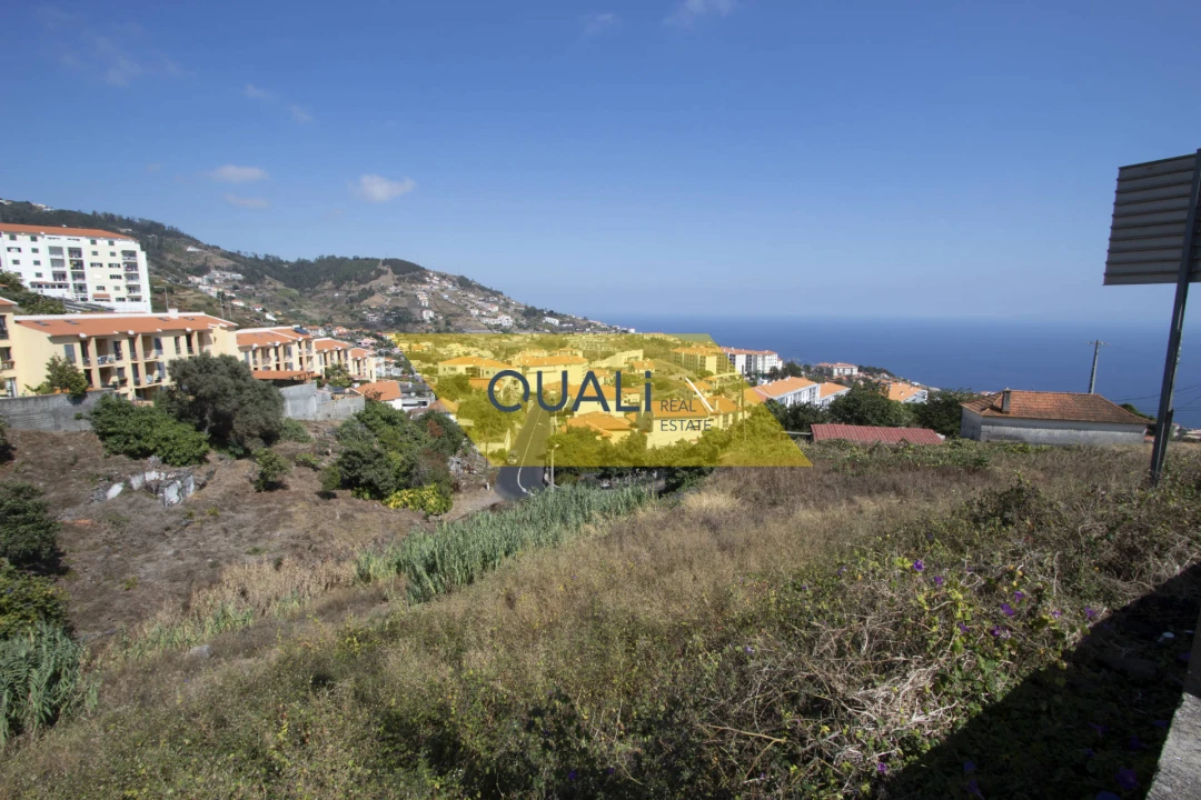 Moradia T3 para Venda em Caniço Foto 6