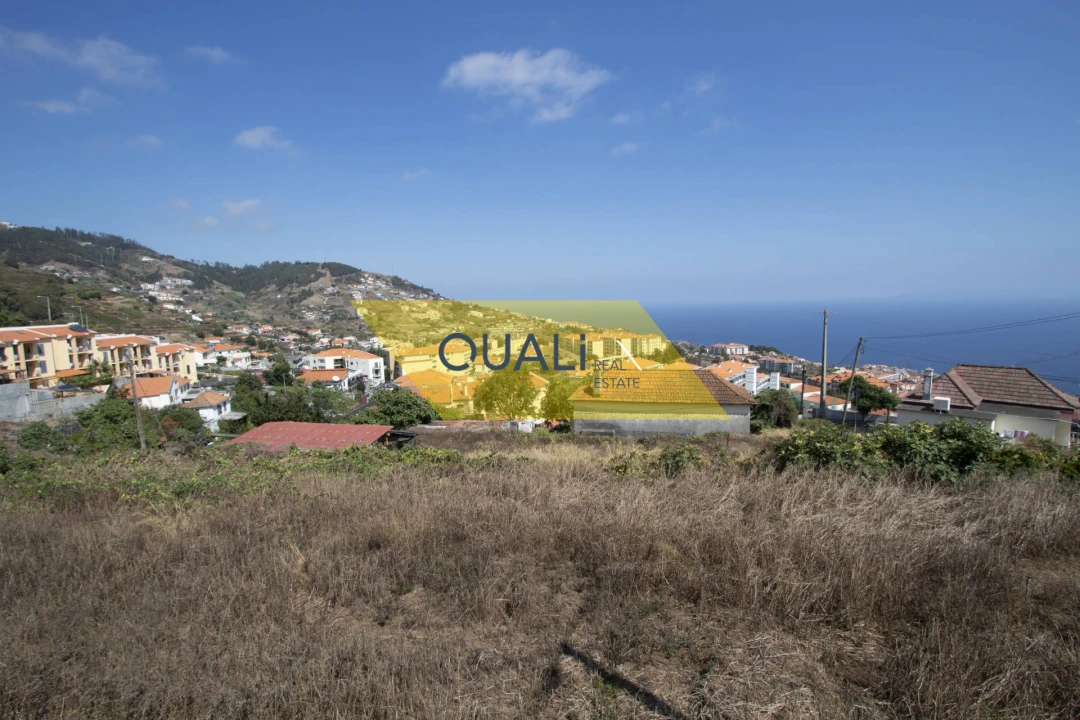 Moradia T3 para Venda em Caniço Foto 5