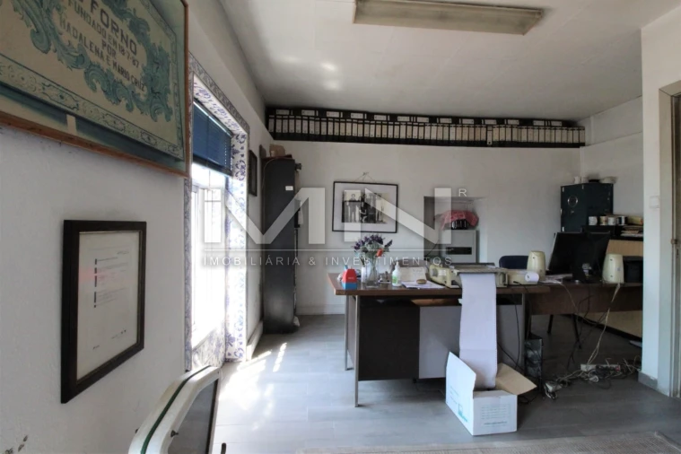 Negócio para Venda em Gondomar (São Cosme), Valbom e Jovim Foto 17