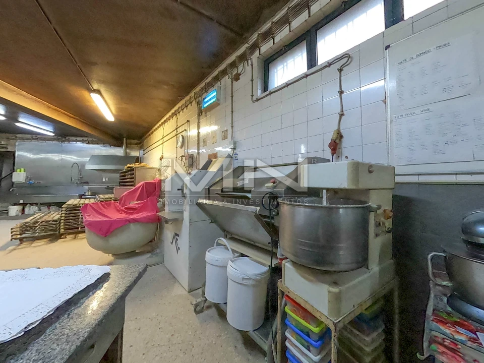 Negócio para Venda em Gondomar (São Cosme), Valbom e Jovim Foto 36