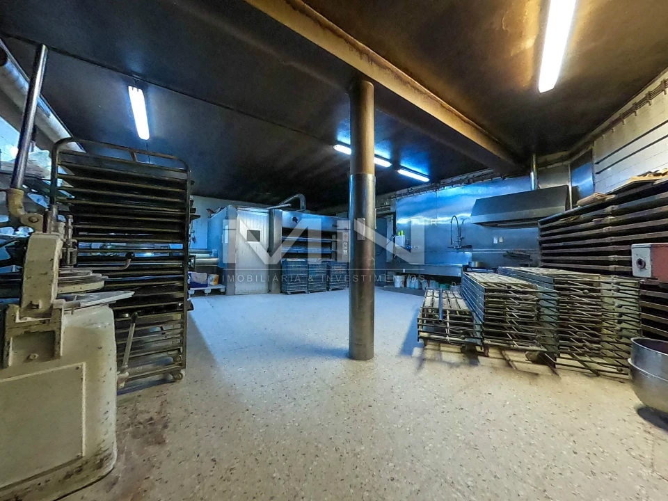 Negócio para Venda em Gondomar (São Cosme), Valbom e Jovim Foto 30