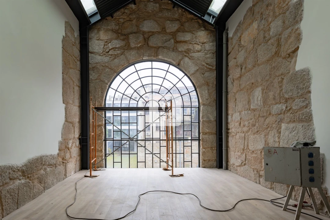 Prédio para Arrendamento em Cedofeita, Santo Ildefonso, Sé, Miragaia, São Nicolau e Vitória Foto 11