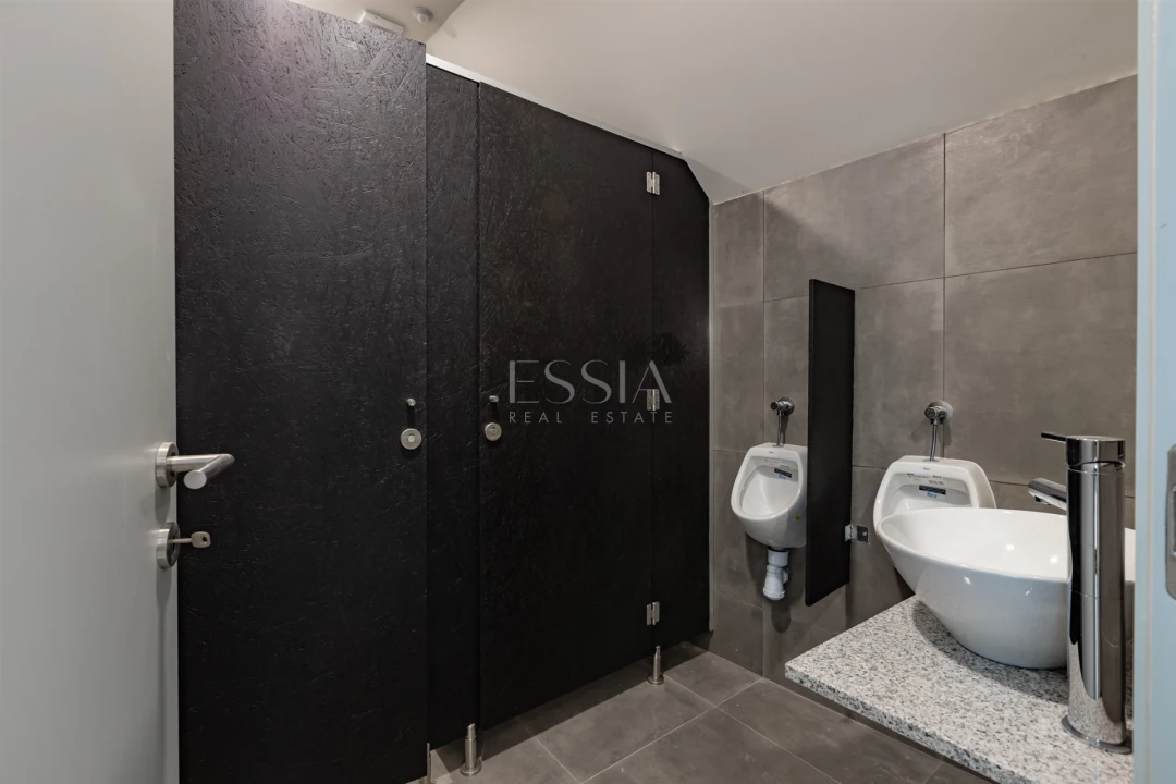 Prédio para Arrendamento em Cedofeita, Santo Ildefonso, Sé, Miragaia, São Nicolau e Vitória Foto 29