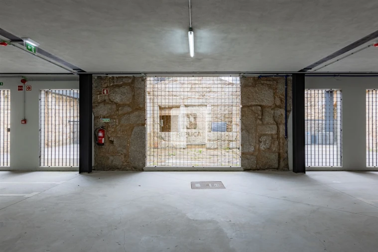 Prédio para Arrendamento em Cedofeita, Santo Ildefonso, Sé, Miragaia, São Nicolau e Vitória Foto 7