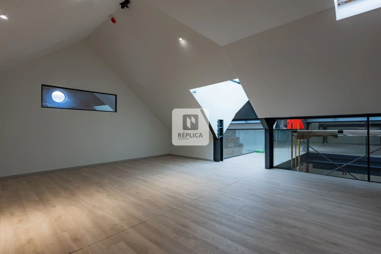 Prédio para Arrendamento em Cedofeita, Santo Ildefonso, Sé, Miragaia, São Nicolau e Vitória Foto 29