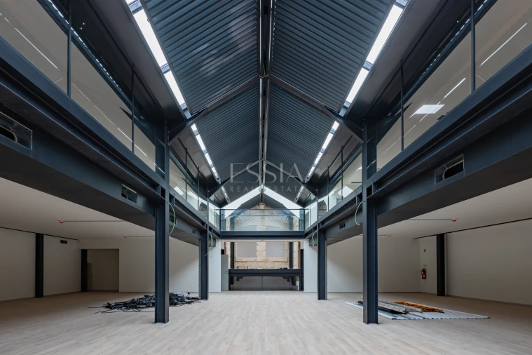 Prédio para Arrendamento em Cedofeita, Santo Ildefonso, Sé, Miragaia, São Nicolau e Vitória Foto 3