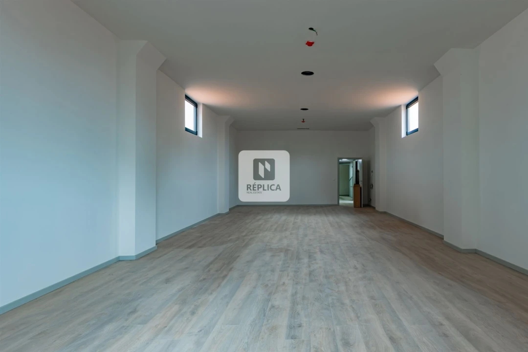 Prédio para Arrendamento em Cedofeita, Santo Ildefonso, Sé, Miragaia, São Nicolau e Vitória Foto 20