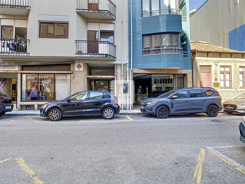 Escritório para Venda em Lordelo do Ouro e Massarelos Foto 19