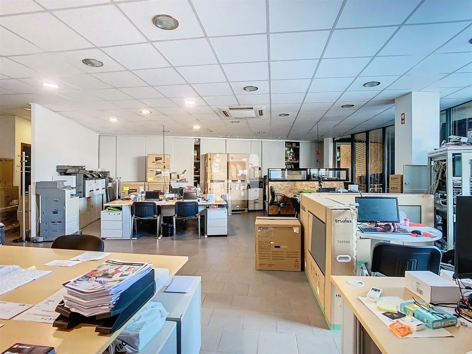 Escritório para Venda em Lordelo do Ouro e Massarelos Foto 5