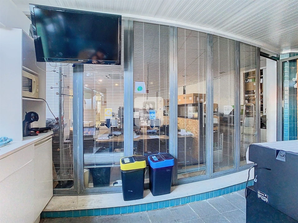 Escritório para Venda em Lordelo do Ouro e Massarelos Foto 14