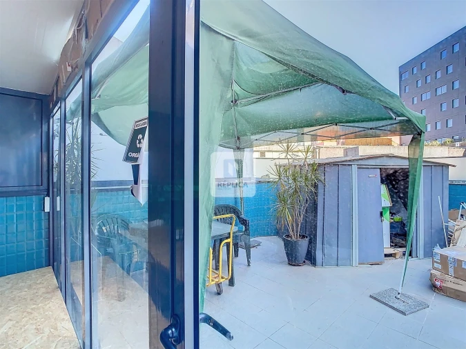 Escritório para Venda em Lordelo do Ouro e Massarelos Foto 15