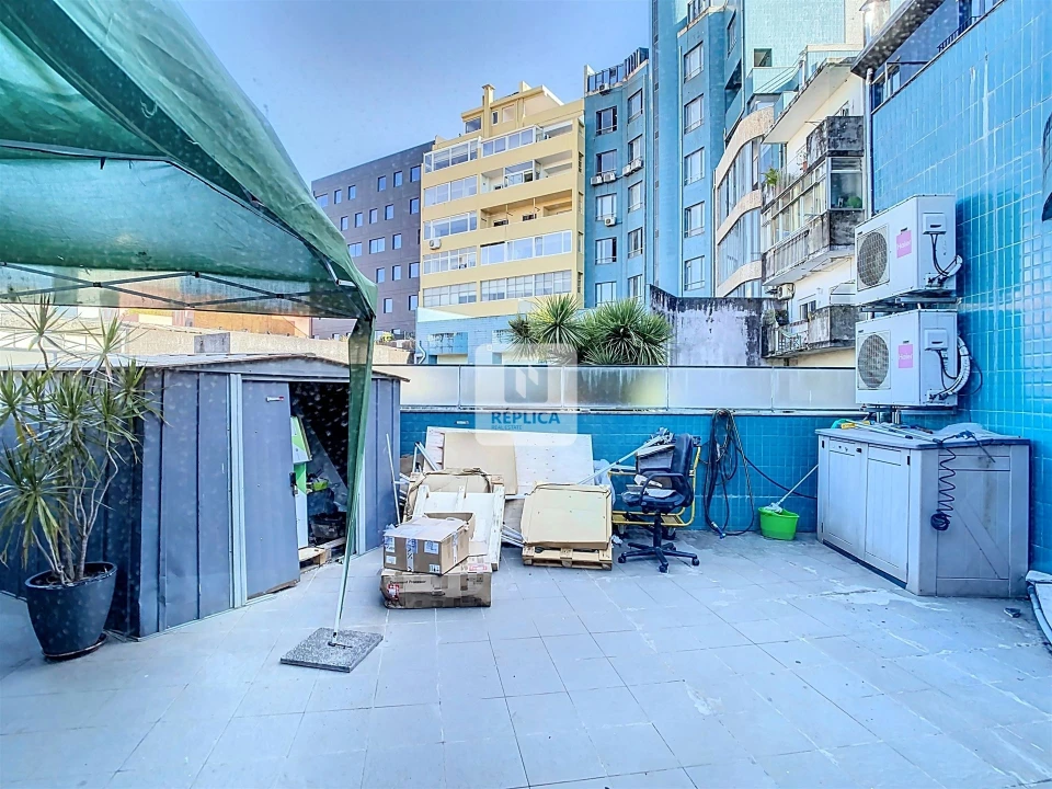 Escritório para Venda em Lordelo do Ouro e Massarelos Foto 13