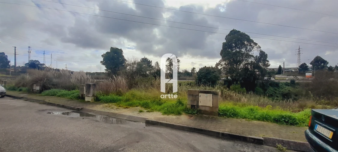 Terreno para Venda em Esgueira Foto 3