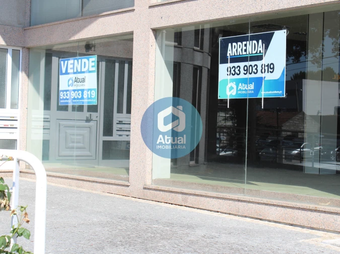 Loja para Arrendamento em Raimonda Foto 11