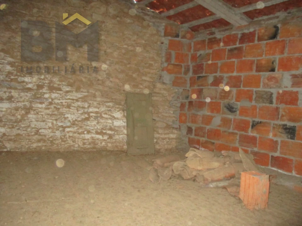 Moradia T2 para Venda em Rosmaninhal Foto 10