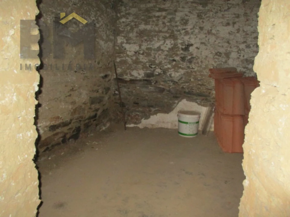 Moradia T2 para Venda em Rosmaninhal Foto 5