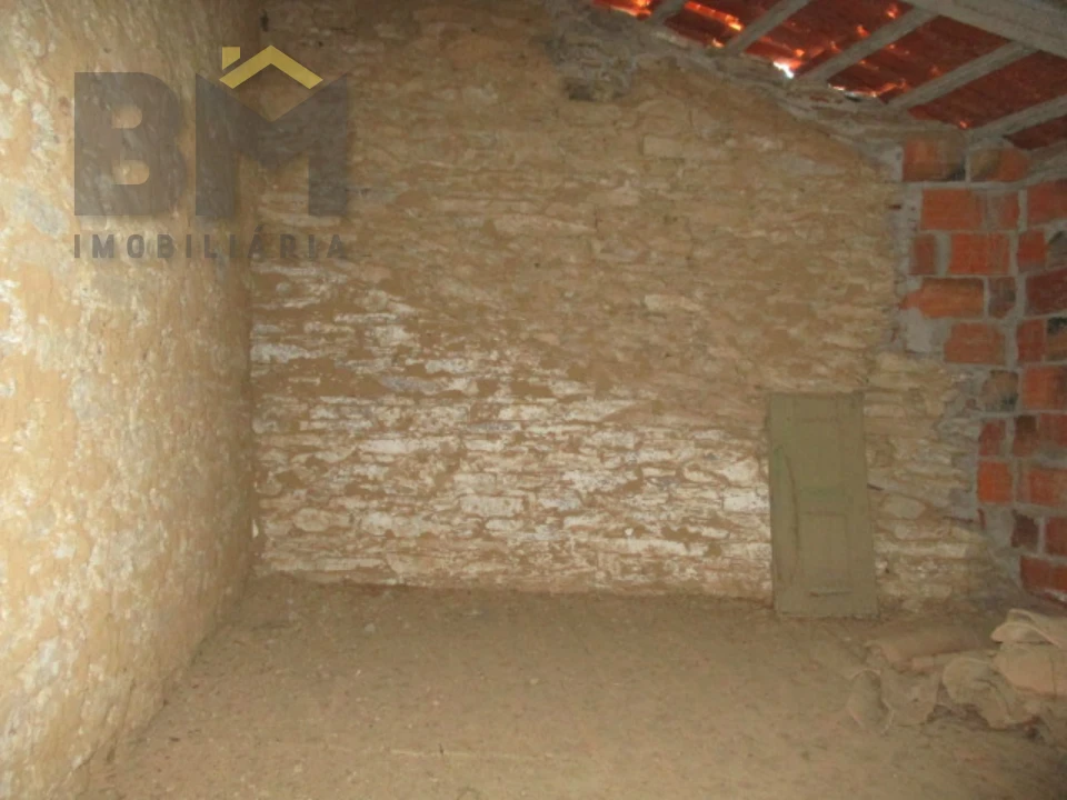 Moradia T2 para Venda em Rosmaninhal Foto 8