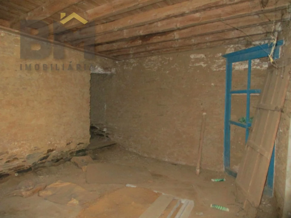 Moradia T2 para Venda em Rosmaninhal Foto 3