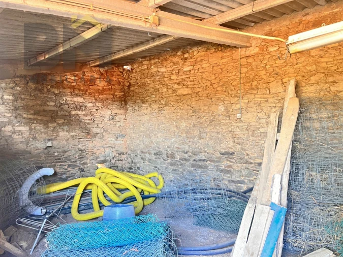 Quinta T0 para Venda em Escalos de Baixo e Mata Foto 18