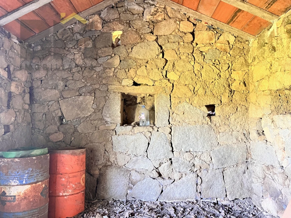 Quinta T0 para Venda em Oledo Foto 23