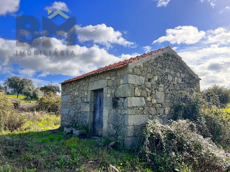 Quinta T0 para Venda em Oledo Foto 21