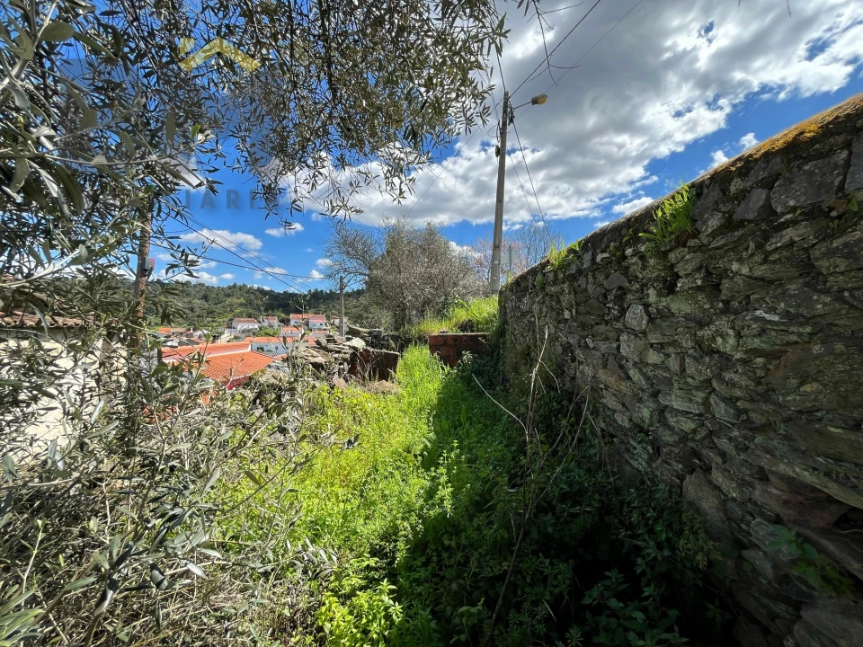 Moradia T0 para Venda em Salgueiro do Campo Foto 16