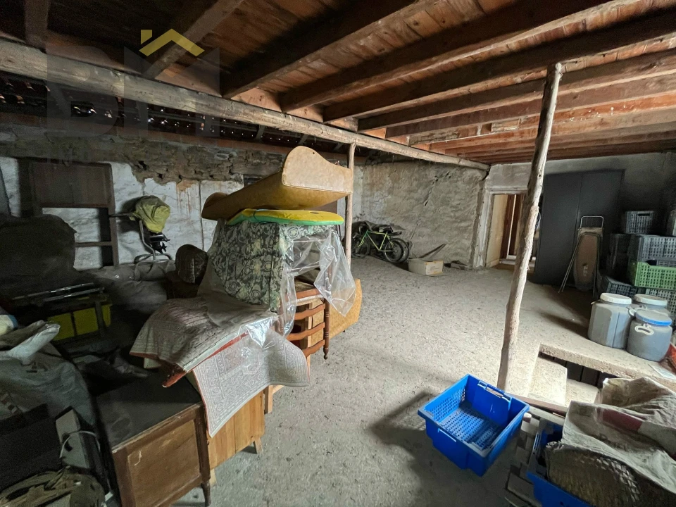 Moradia T0 para Venda em Salgueiro do Campo Foto 5