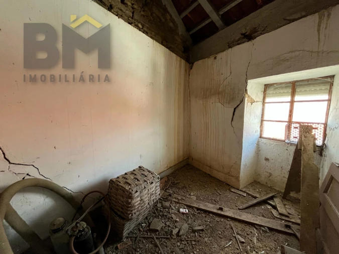 Moradia T0 para Venda em Salgueiro do Campo Foto 9