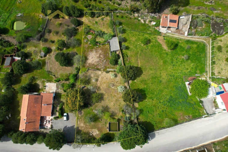 Terreno para Venda em Escalos de Baixo e Mata Foto 15